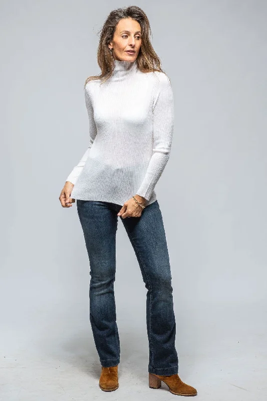 Celia Ribbed T.Neck Top In White